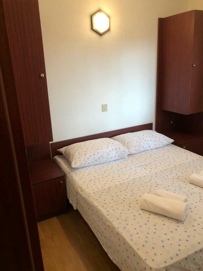 Apartments With Private Parking 巴什卡沃达 外观 照片
